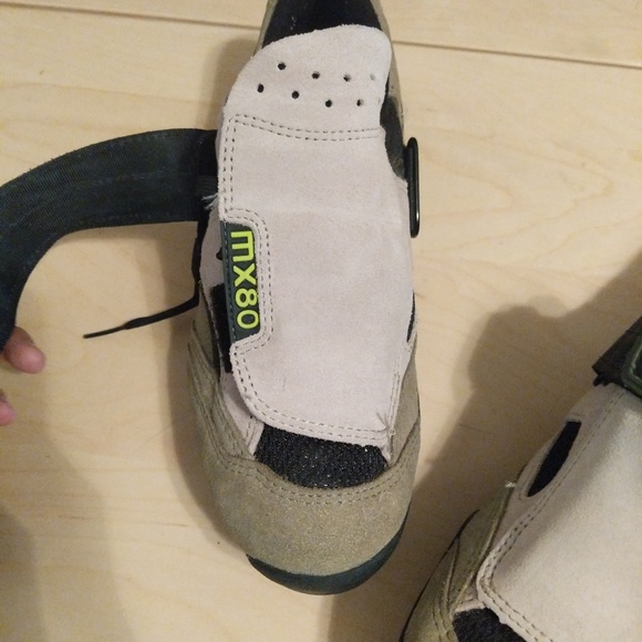 SPINNING Spin Shoes With SPD Clips - Picture 4 of 6